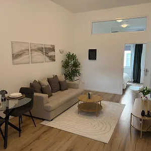 Cozy South-up And Ground Apartment